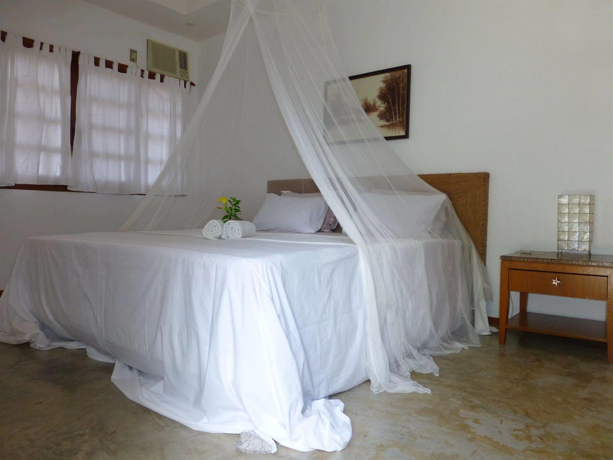 Talima Beach Villas & Dive Resort Cebu Kültér fotó