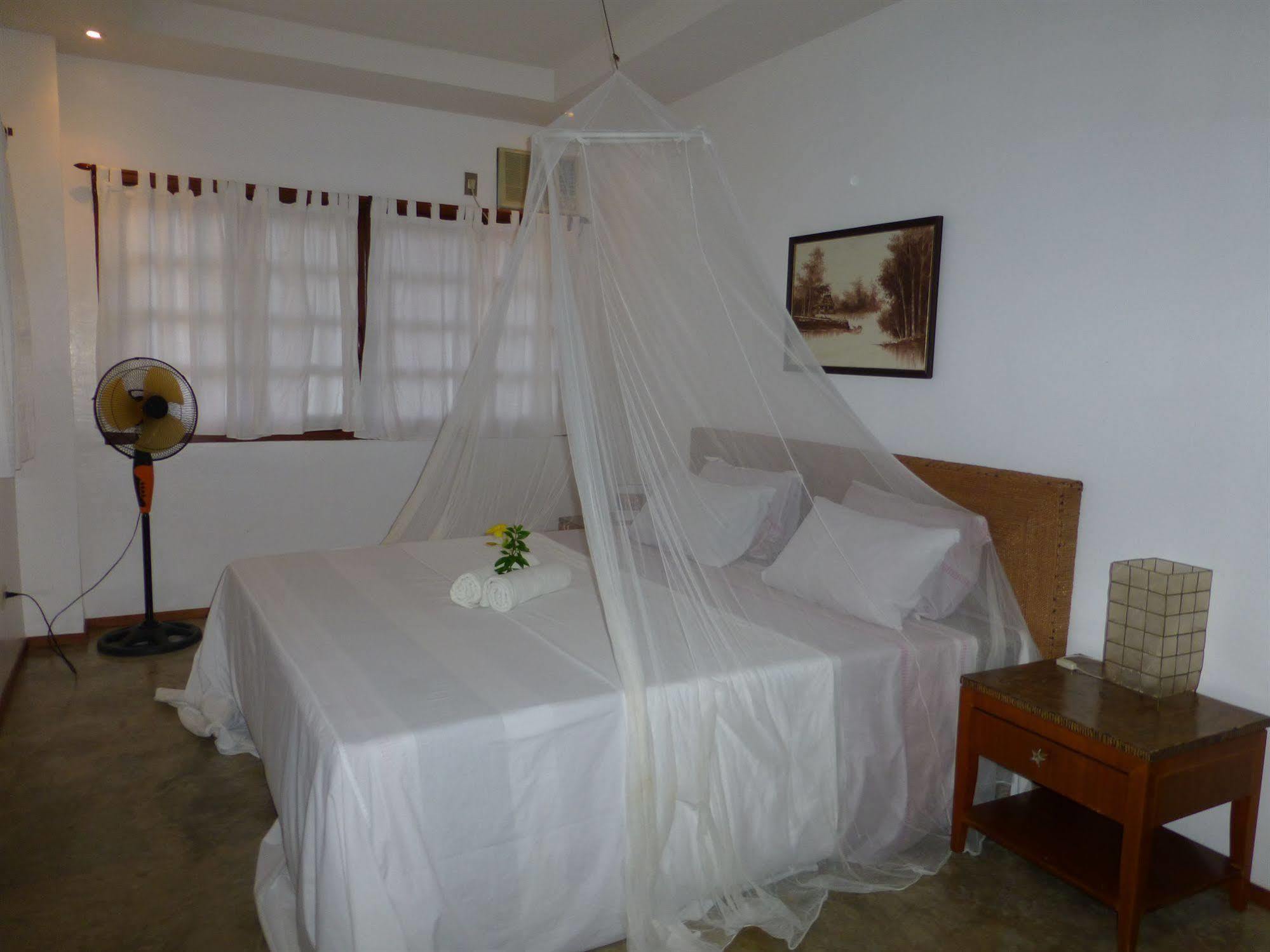 Talima Beach Villas & Dive Resort Cebu Kültér fotó